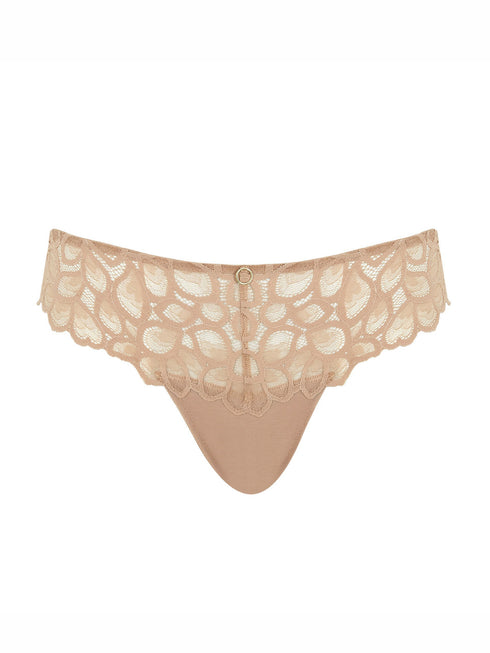 Panache Allure Thong – Spitzen-String (Honey/Nude)
