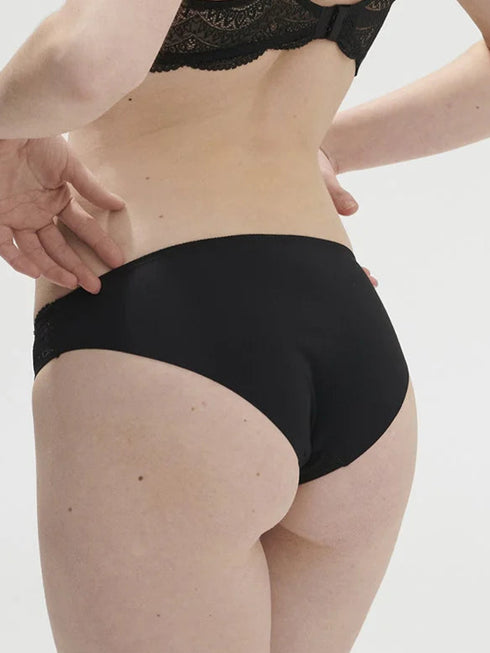 Slip Schwarz KARMA SIMONE PÉRÈLE