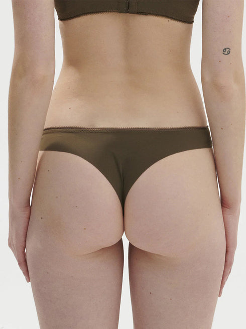 Tanga Nomad Green AMAZONE SIMONE PÉRÈLE