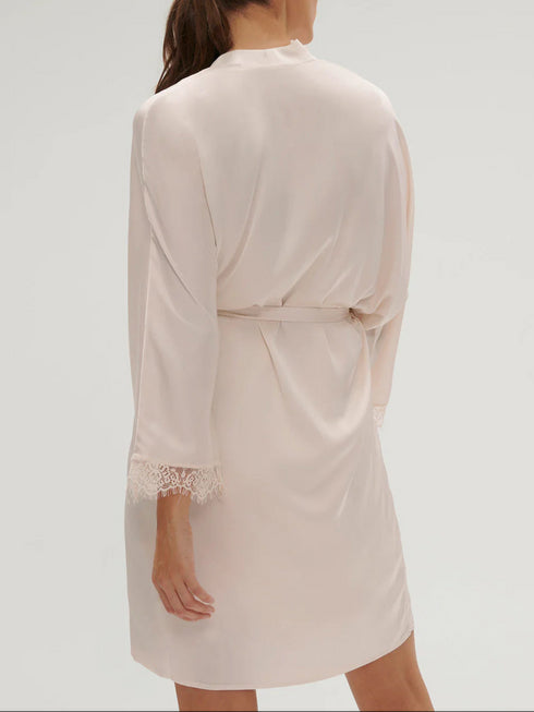 Kimono Sakura Pink SATIN SECRETS SIMONE PÉRÈLE