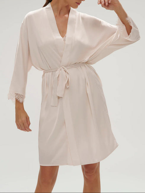 Kimono Sakura Pink SATIN SECRETS SIMONE PÉRÈLE