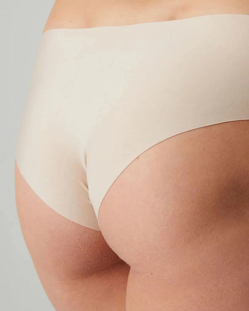 Shorty Skin Rosé UNIQ SIMONE PÉRÈLE