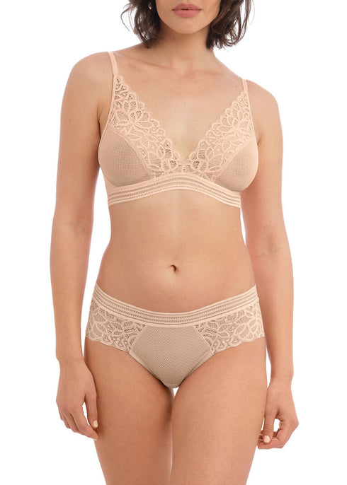 Wacoal Raffiné Frappe bralette made from exquisite stretch lace