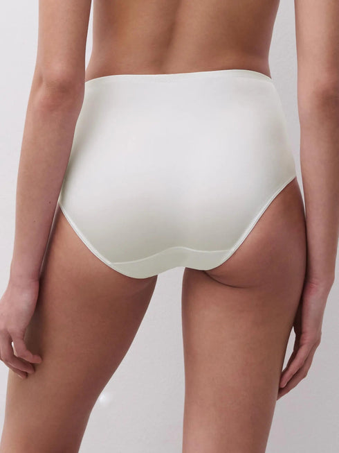 Chantelle Every Curve Milk Taillenslip