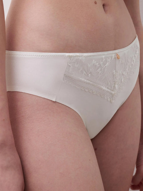 Chantelle Every Curve Milk Slip