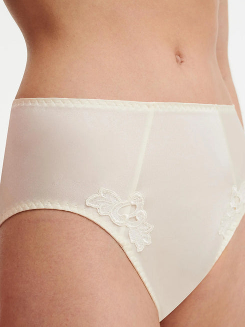 Chantelle Hedona Elfenbein Taillenslip