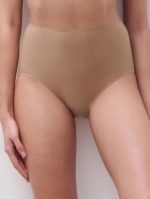 Chantelle Softstretch Coffee Latte Taillenslip