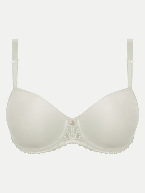 Chantelle Every Curve Milk Balconette BH